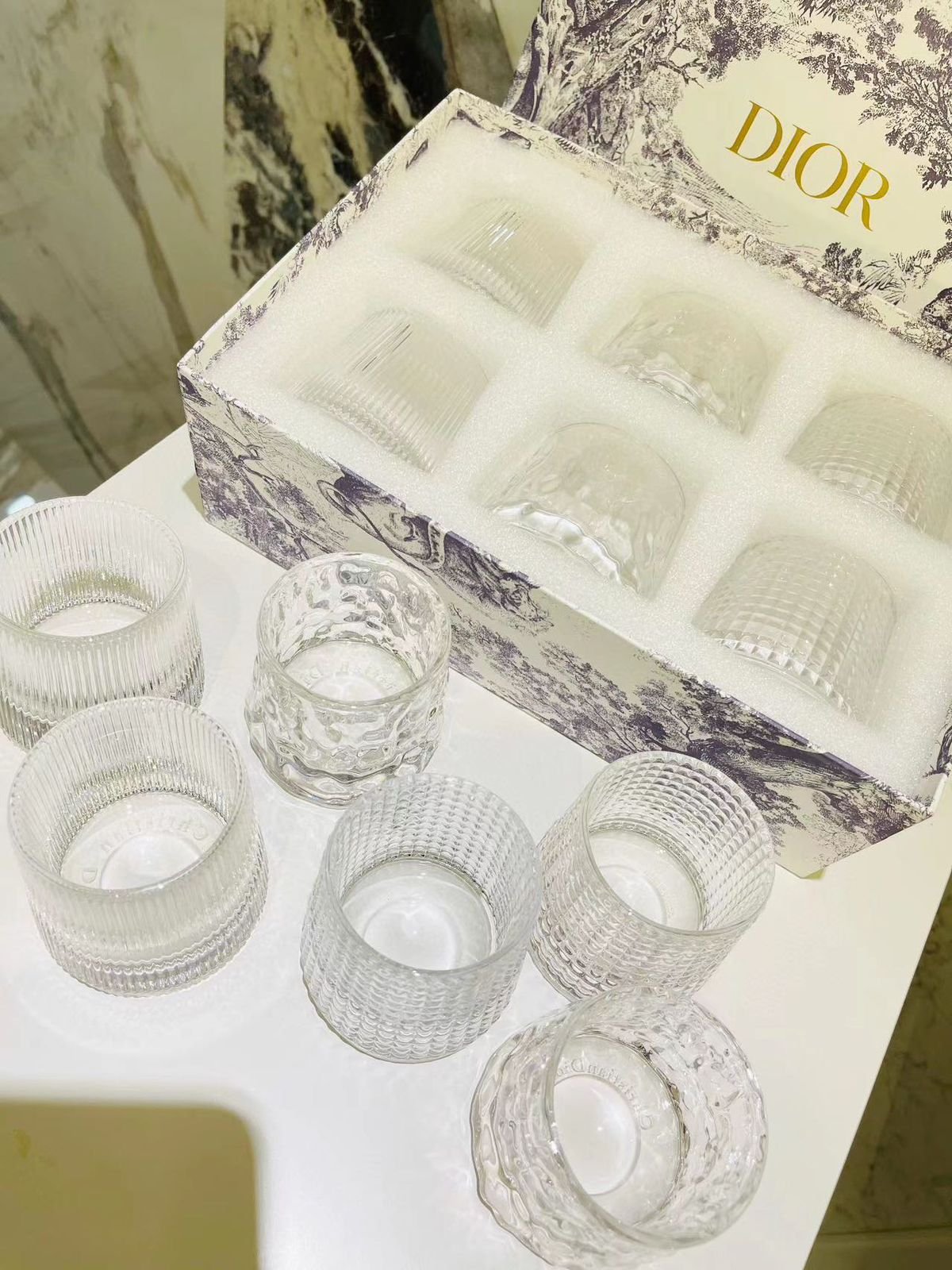 set of six transparent water glasses - Image 2 of 5